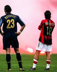  曼联争议红牌葬送德比胜利  